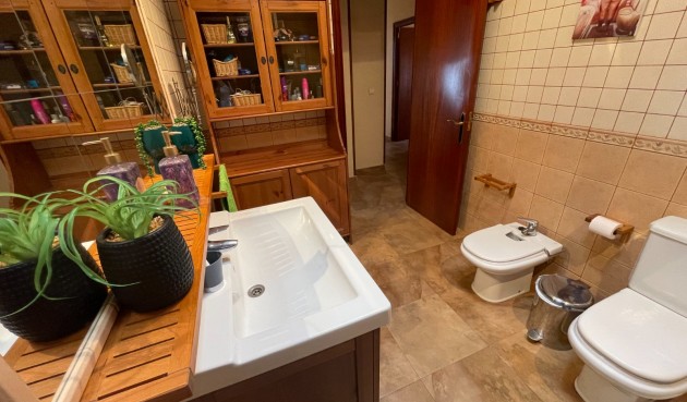 Brukt - Villa -
San Miguel de Salinas - Inland