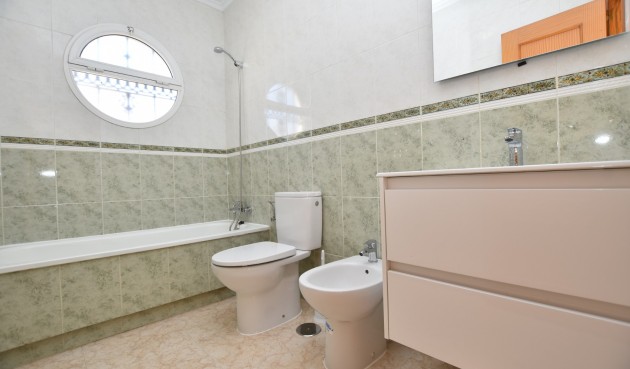 Brukt - Quad House -
Orihuela Costa - Costa Blanca