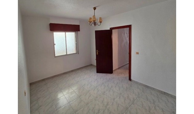 Brukt - Apartment -
Torrevieja - Costa Blanca
