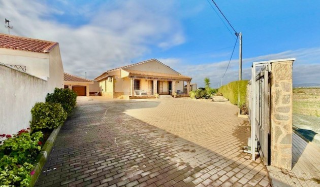 Brukt - Villa -
Avileses - Inland