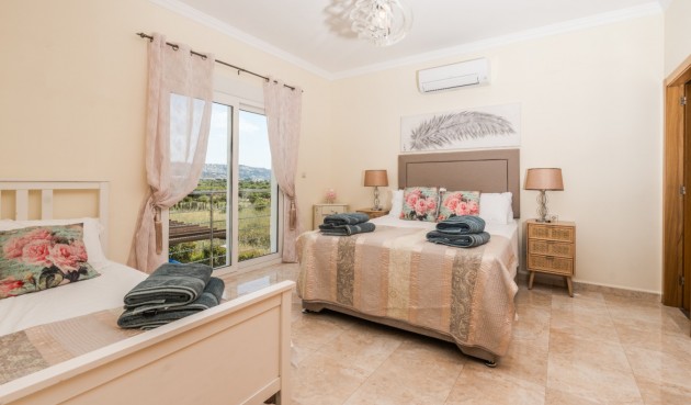 Brukt - Villa -
Jávea - Costa Blanca