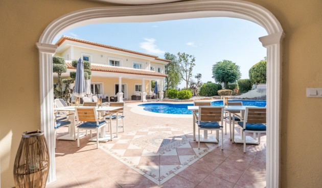 Brukt - Villa -
Jávea - Costa Blanca