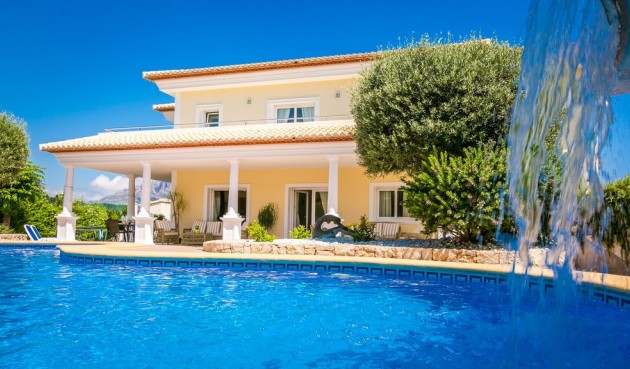 Brukt - Villa -
Jávea - Costa Blanca