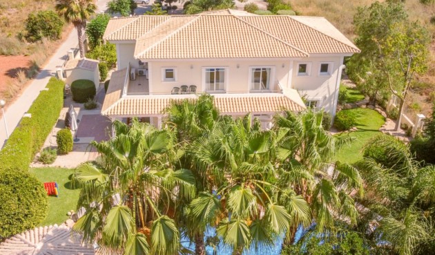 Brukt - Villa -
Jávea - Costa Blanca