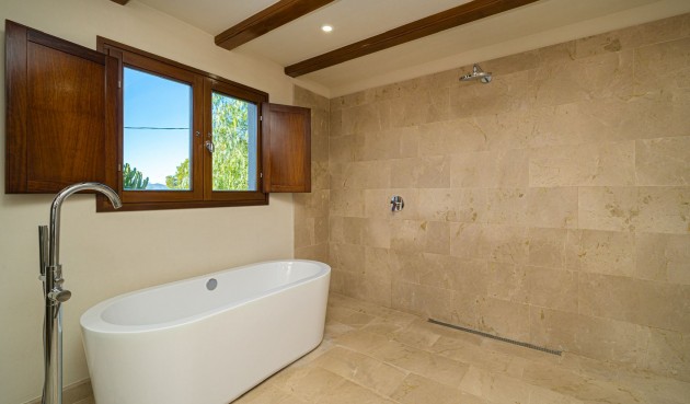 Brukt - Villa -
Jávea - Costa Blanca