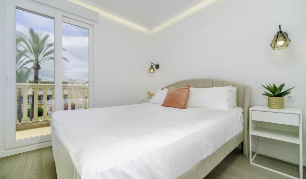 Brukt - Toppleilighet -
Jávea - Costa Blanca