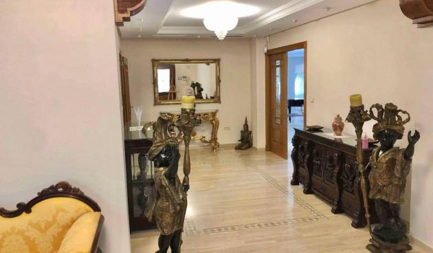 Resale - Villa -
El Palmar