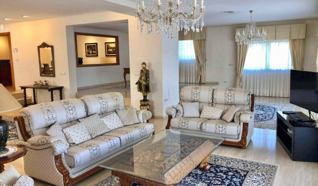 Resale - Villa -
El Palmar