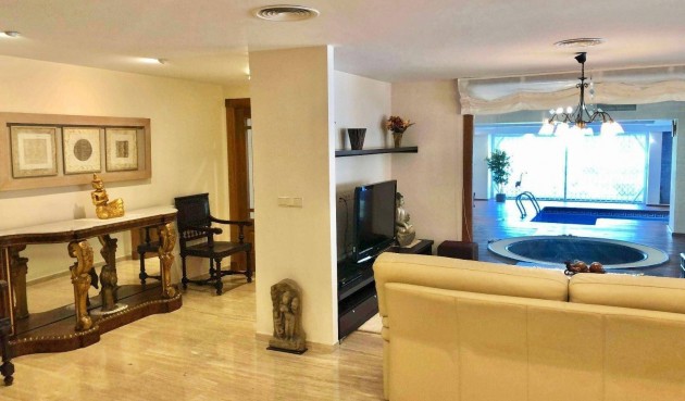 Resale - Villa -
El Palmar