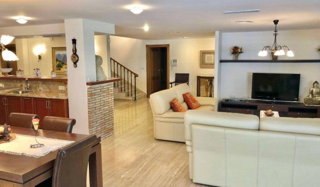 Resale - Villa -
El Palmar