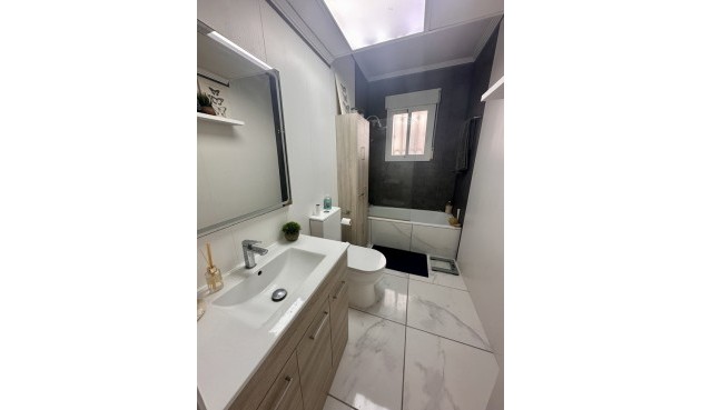 Brukt - Semi Detached -
Orihuela Costa - Ciñuelica