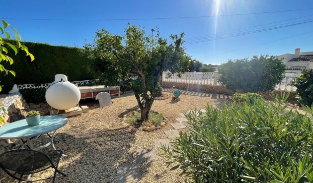 Brukt - Villa -
Alfas del Pí - Costa Blanca