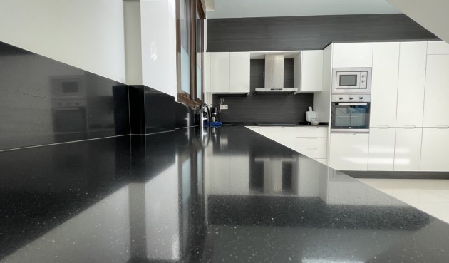 Återförsäljning - Semi Detached -
Villamartin