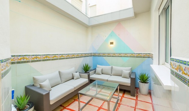 Brukt - Apartment -
Torrevieja - Estacion De Autobuses