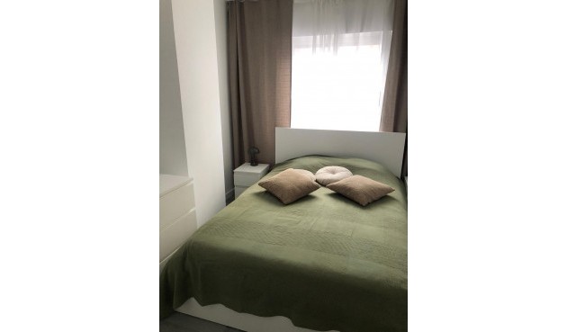 Återförsäljning - Apartment -
Torrevieja