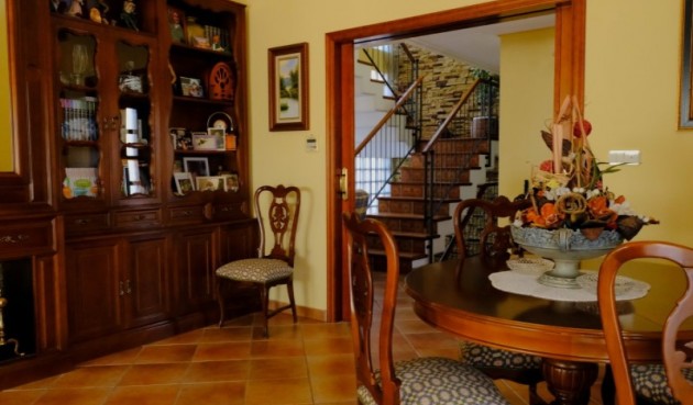 Brukt - Villa -
Orihuela - Inland