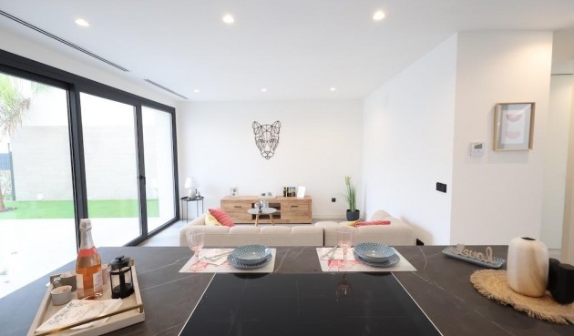 Brukt - Villa -
Los Alcazares - Costa Calida