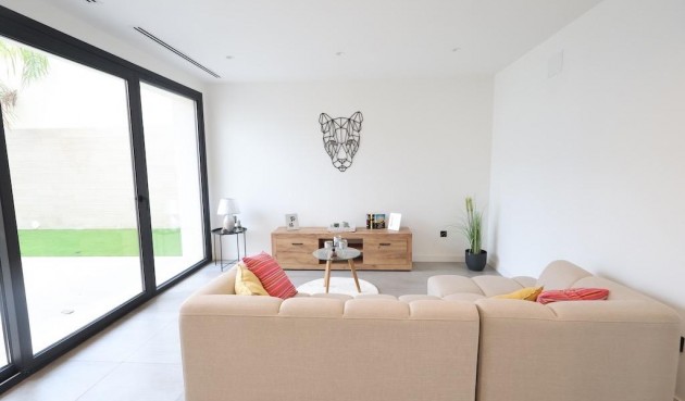 Brukt - Villa -
Los Alcazares - Costa Calida