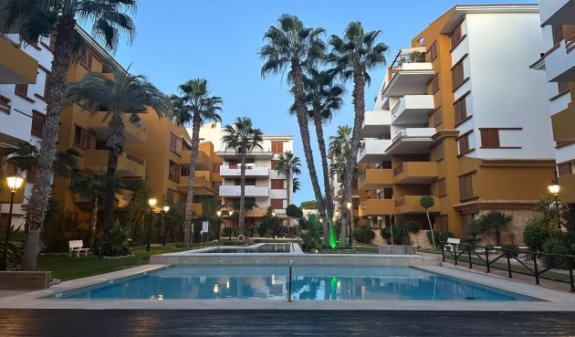 Återförsäljning - Apartment -
Punta Prima - Costa Blanca