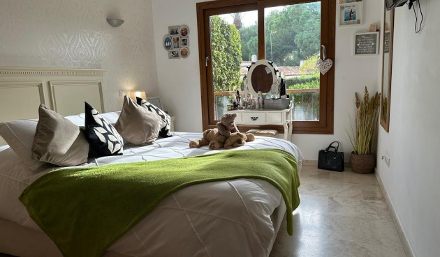 Brukt - Apartment -
Punta Prima - Costa Blanca