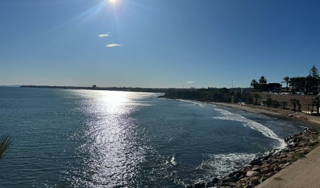 Brukt - Apartment -
Punta Prima - Costa Blanca