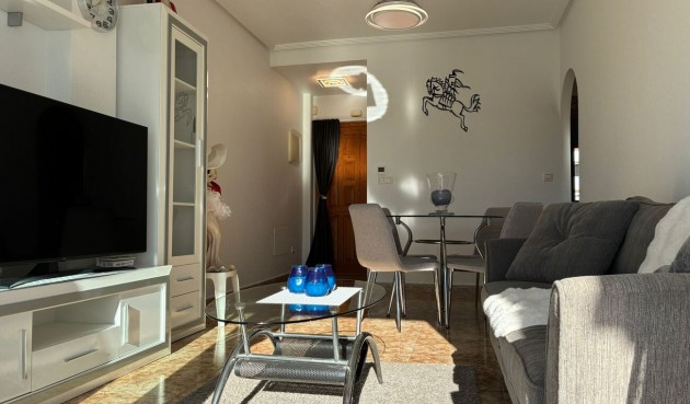 Brukt - Apartment -
Punta Prima - Costa Blanca