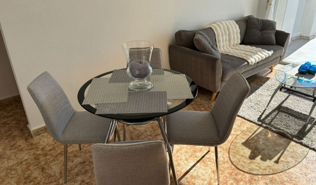 Brukt - Apartment -
Punta Prima - Costa Blanca