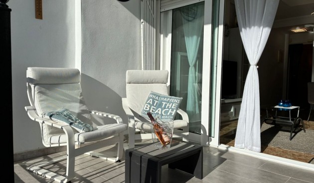 Brukt - Apartment -
Punta Prima - Costa Blanca