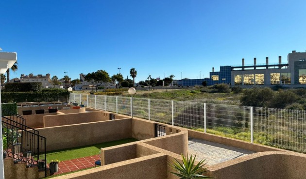 Brukt - Apartment -
Punta Prima - Costa Blanca