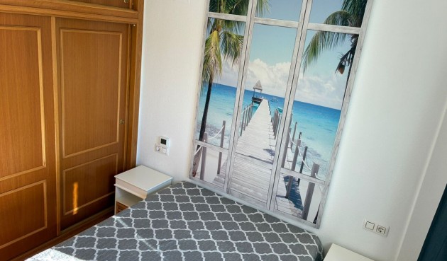 Brukt - Apartment -
Punta Prima - Costa Blanca