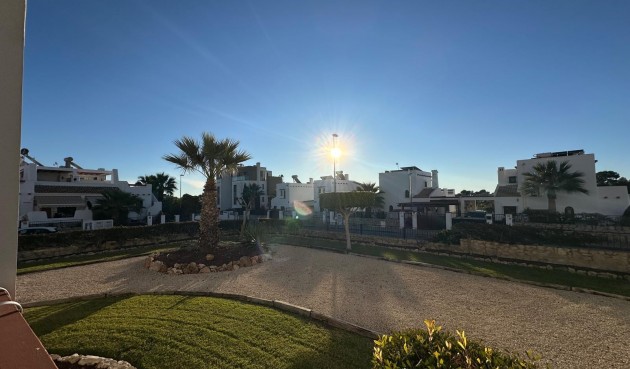 Brukt - Apartment -
Campoamor - Costa Blanca