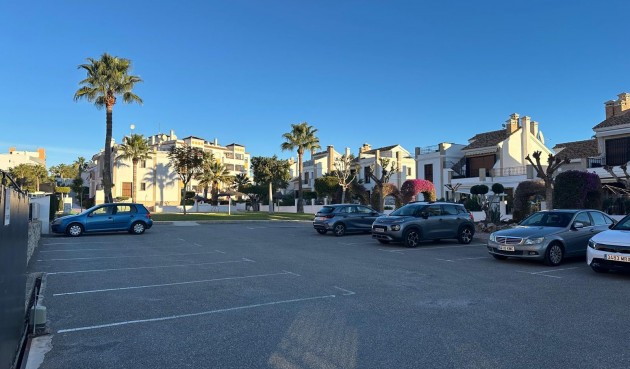 Brukt - Apartment -
Campoamor - Costa Blanca