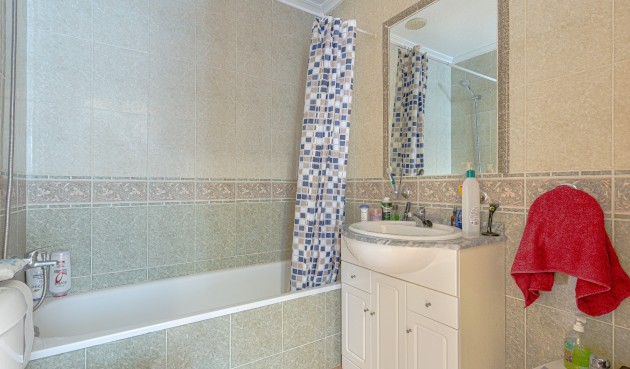 Brukt - Villa -
Pilar de la Horadada - Costa Blanca