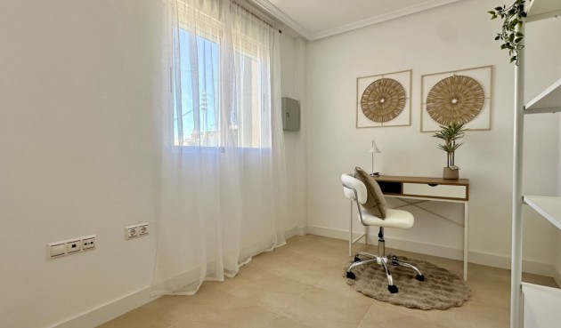 Brukt - Apartment -
Torrevieja - Costa Blanca