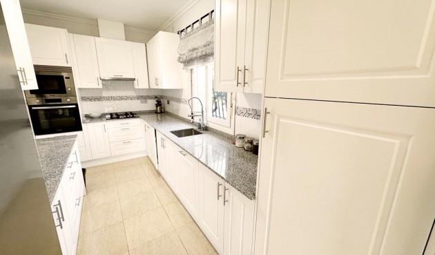 Brukt - Villa -
Lo Santiago - Inland