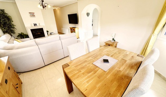 Brukt - Villa -
Lo Santiago - Inland