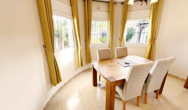 Brukt - Villa -
Lo Santiago - Inland