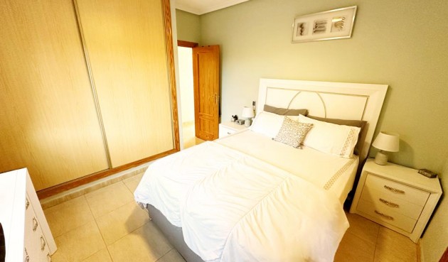 Brukt - Villa -
Lo Santiago - Inland