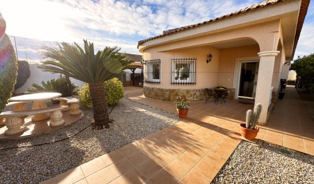 Brukt - Villa -
Lo Santiago - Inland