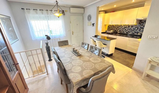 Brukt - Town House -
Villamartin - Costa Blanca