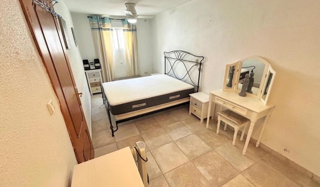 Brukt - Town House -
Villamartin - Costa Blanca