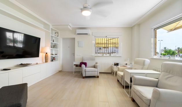 Brukt - Villa -
Torre de la Horadada - Costa Blanca