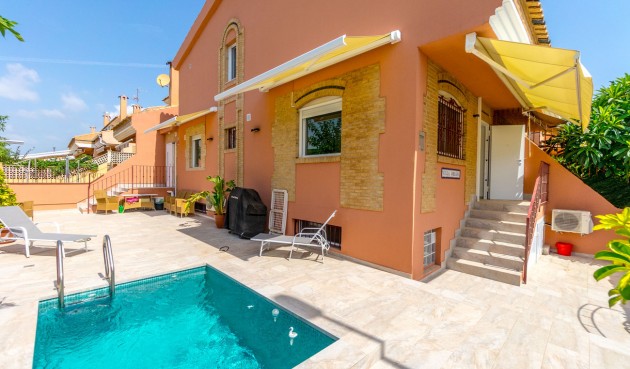 Brukt - Villa -
Torre de la Horadada - Costa Blanca