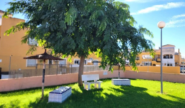 Resale - Town House -
Los Montesinos - Los Montesinos - Urb. La Herrada