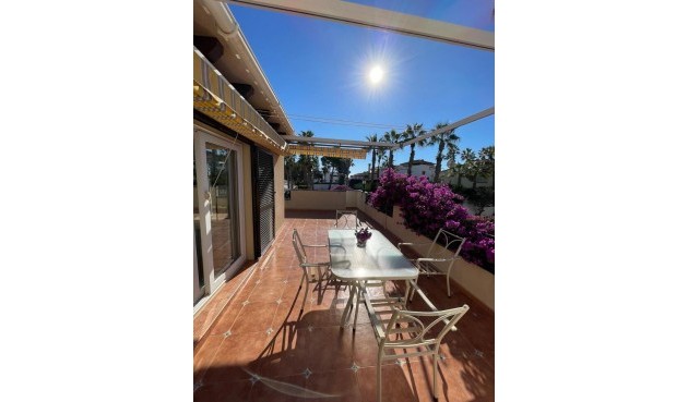 Brukt - Villa -
Villamartin - Costa Blanca