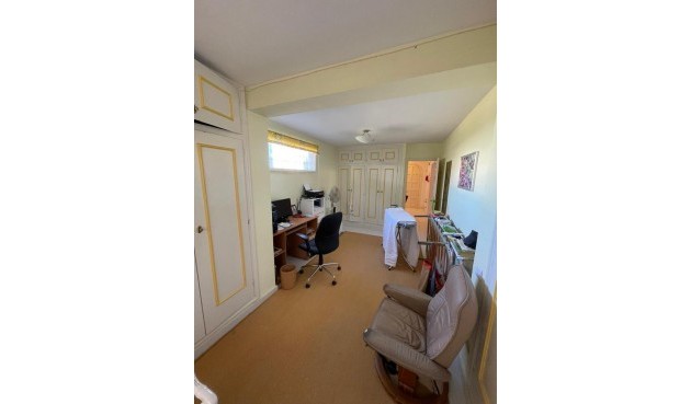 Brukt - Villa -
Villamartin - Costa Blanca