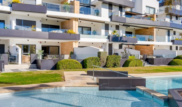Brukt - Apartment -
Orihuela Costa - Costa Blanca