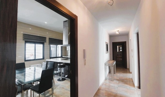 Brukt - Villa -
Pilar de la Horadada - Costa Blanca