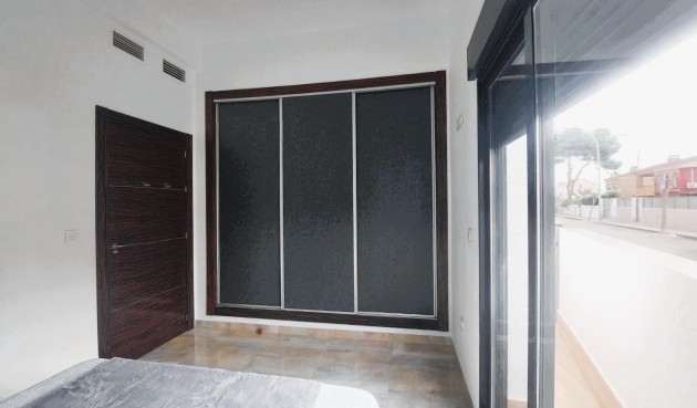 Brukt - Villa -
Pilar de la Horadada - Costa Blanca