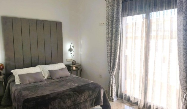 Brukt - Villa -
Pilar de la Horadada - Costa Blanca